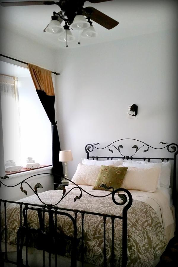 Mineral Point Hotel ภายนอก รูปภาพ